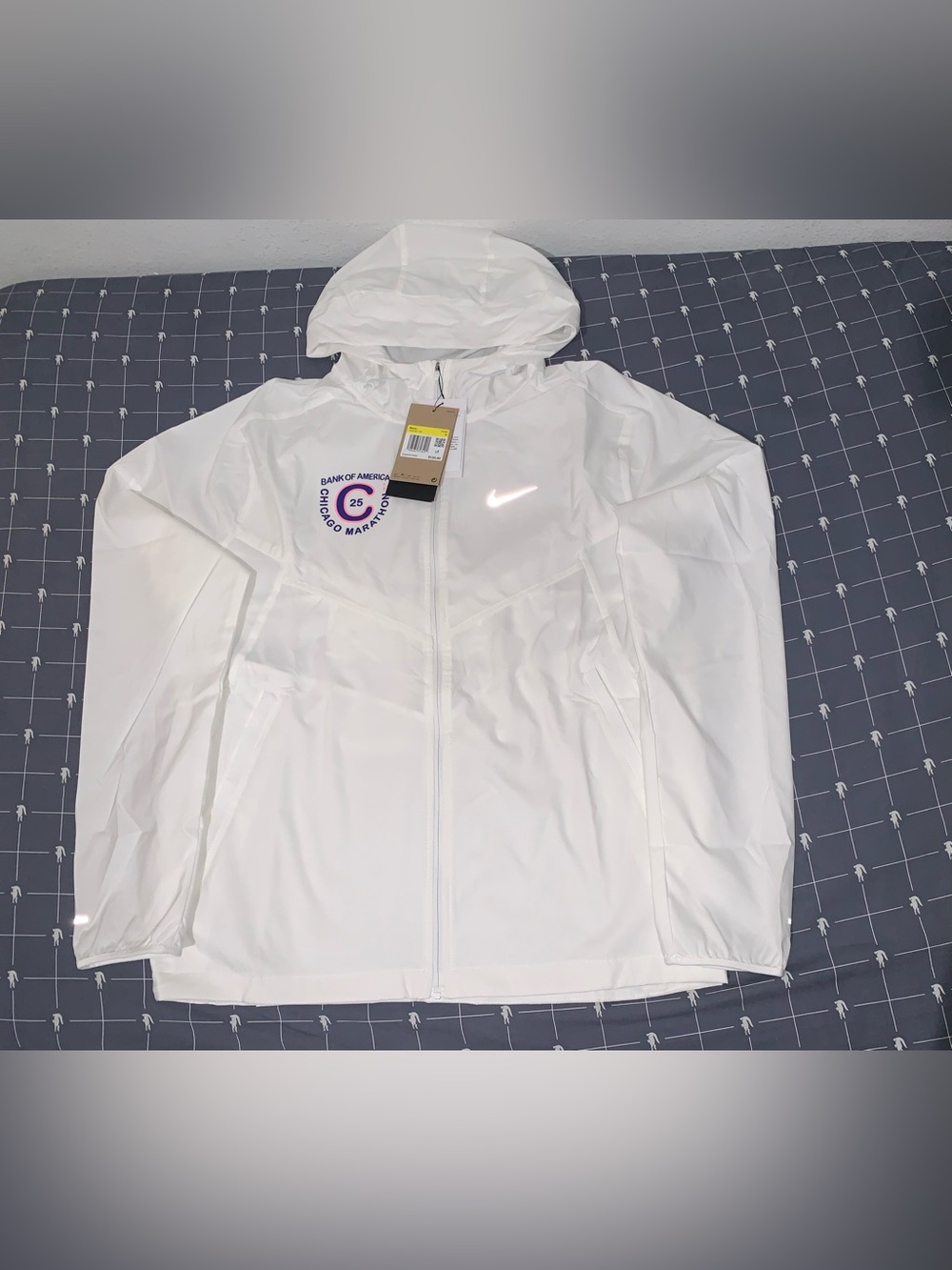 Nike Men's Impossibly Light Chicago Marathon 2025 Jacket HQ4267-100 Size: Small